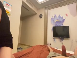 国产自拍爆乳美少妇浴室洗澡开房打炮怕被发现