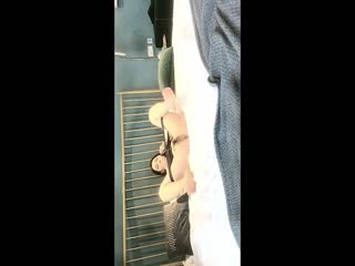 国产自拍网红脸骚女，穿上情趣装舔弄口交窗户边后入大肥臀要求颜射