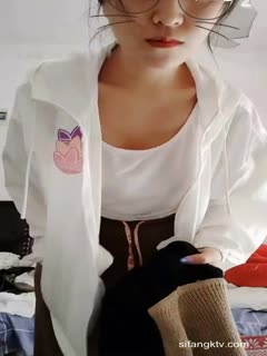 国产直播【乡村扶贫】神逼~绝对村花~气质绝佳小少妇~直播赚外快~野外刺激~全裸特X~玉米地里等哥哥们来哟~