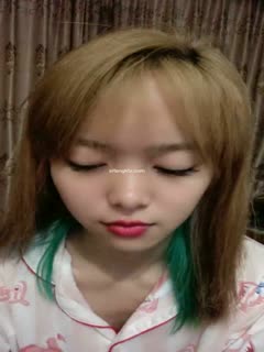 国产自拍【新酱】趁妈妈.弟弟熟睡~脱衣舞道具自慰~难受就偷偷舔舔~ ~！~~✨✨✨-也不怕弟弟突然醒过来-501_(new)
