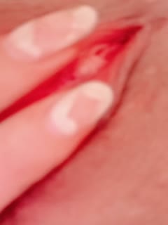 国产直播#直播_皮肤白皙长发美女主播，全裸跳舞，一线美鲍超级粉木耳特写