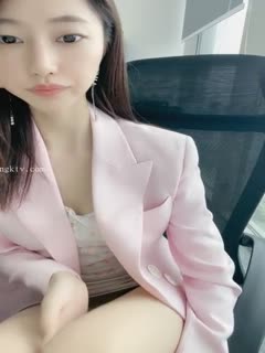 国产自拍重磅！重庆某集团公司白领~【小兔丫丫】极度反差~刺激！~~✨✨✨--聊前男友打野战，在KTV做-267