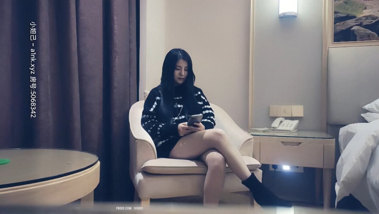 国产自拍【AI高清2K修複】【小天娛樂】高端外圍女神，明星臉女神，超近景啪啪看騷穴被抽查