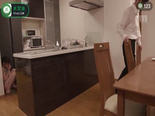 国产自拍第123期09月08日产后还有处女？！产后处女真的有这么敏感吗？产后还有处女？！产后处女真的有这么敏感吗？饭冈加奈子老师真是一位美丽又勤奋的好老师，在她去年诸多的作品中，这一部始终让我难以忘怀，可以说是加奈子老师今年来最优秀的作品之一了..饭冈佳奈子