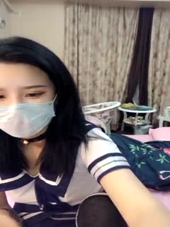 国产自拍漂亮美女主播穿着学生制服自慰大秀身材不错颜值可以完事直