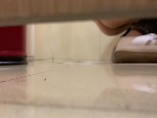 自拍,偷拍,泄密4月份重磅流出某高端商场双镜头厕所TP年轻漂亮妹子嘘嘘