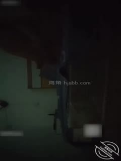 国产自拍【国产乱伦】海角社区妈妈在楼下看电视，我跑去强上姐姐，姐姐的惨叫声惊动了楼下的妈妈原创